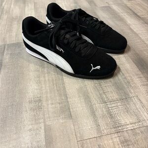 Puma Women’s Speed Cat OG Sneakers Size 8.5